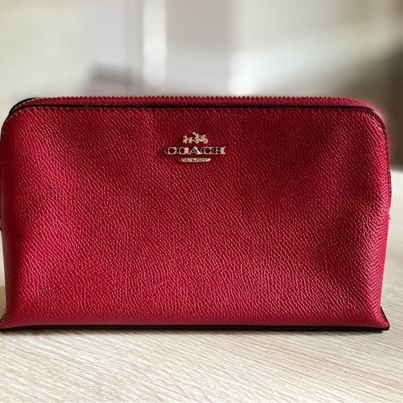 Leather COACH Cosmetic Case in Scarlet #49748 - Picture 6 of 6